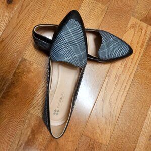Naturalizer Loafers